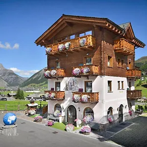 Piccolo Hotel