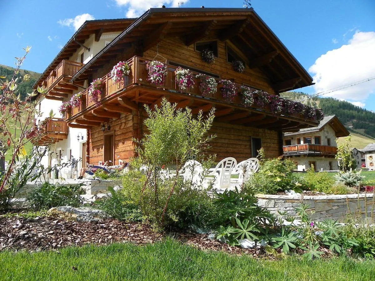 Elisa Bait Giobbe Apartment Livigno Italy