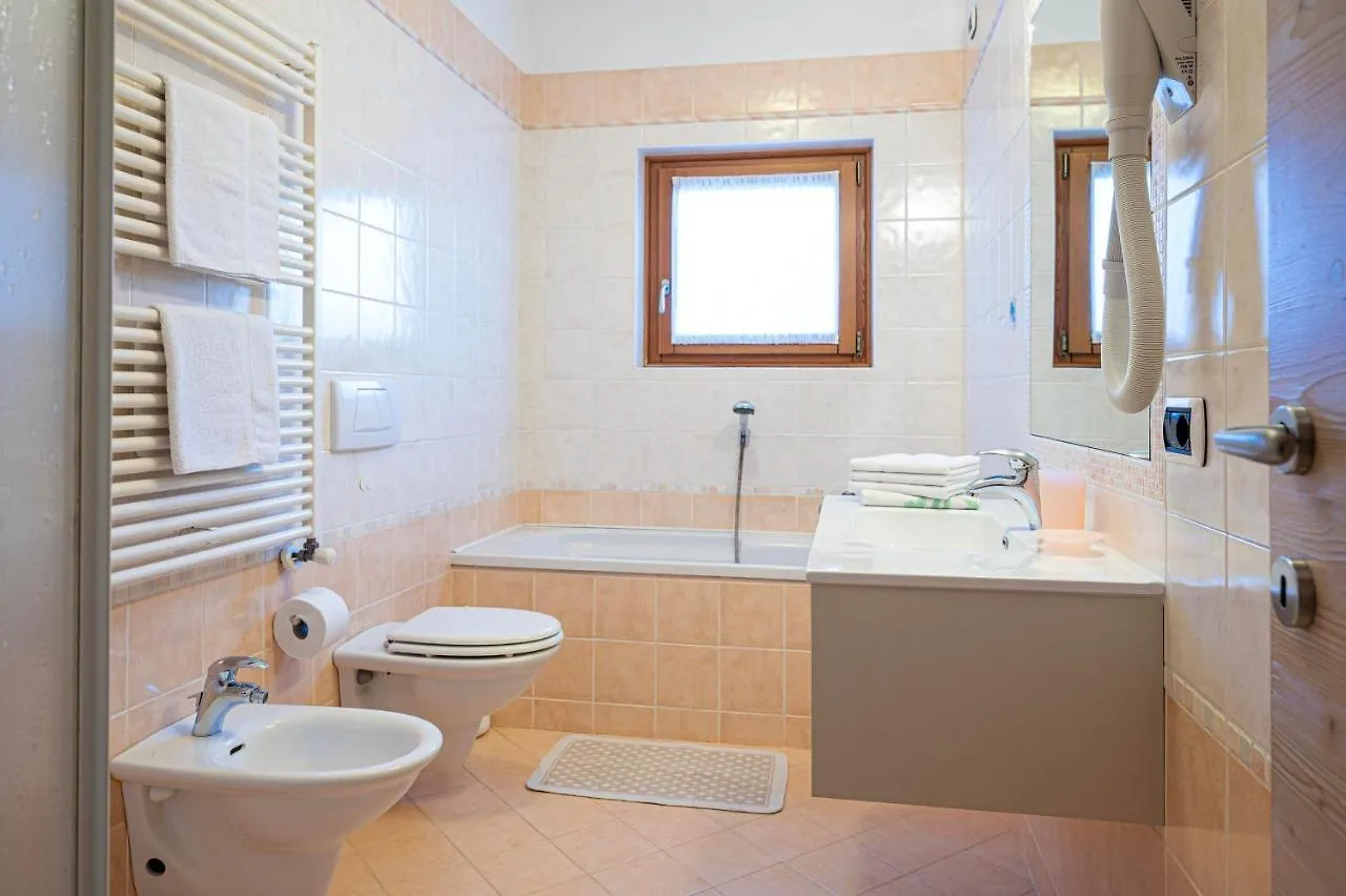 Elisa Bait Giobbe Apartment Livigno Italy